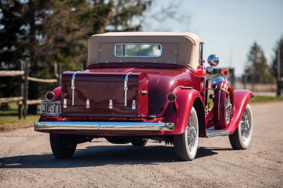 Auburn 8-100A Custom Dual Ratio Cabriolet 1932 года  (фото 18 из 35)